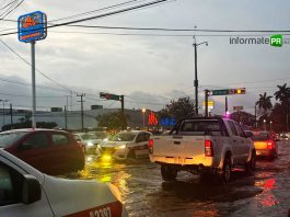 Desnuda tormenta deficiencia del sistema de desagüe en Poza Rica; sorprende con inundación de calles Caos vial en las calles de Poza Rica despues de la tormenta (Foto: Jorge Huerta E.)