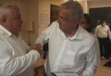 ¡Así es! Fernando pulpo Remes y AMLO en una visita a la ciudad de Poza Rica