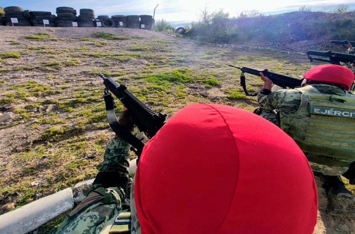 Adiestramiento del 74 batallón en Tlaxcala