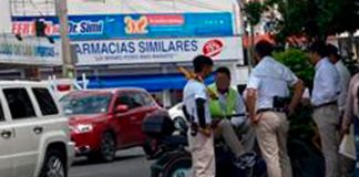 Trabajadores de SM vial continúan con la operación de los parquímetros (Foto: Jorge Huerta E.)