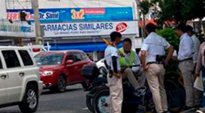 Trabajadores de SM vial continúan con la operación de los parquímetros (Foto: Jorge Huerta E.)