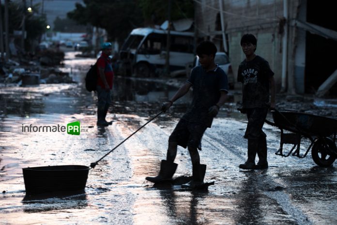 En la colonia Palma sola habitantes claman por agua y sanitarios (Foto: Jorge Huerta E.)
