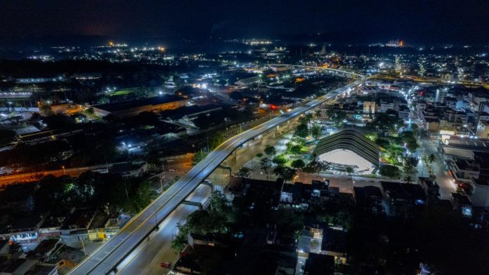 Presume alcaldesa alumbrado público del centro de la ciudad (Foto: comunicación social)