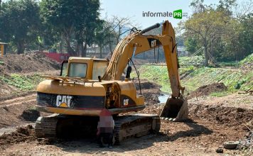 Anuncia presidenta de Poza Rica inicio de trabajos en drenajes afectados por inundación Trabajos de desazolve en arroyos y drenajes de Poza Rica (Foto: Jorge Huerta E.)