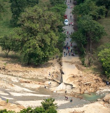 Al menos 16 puentes serán reconstruidos en la huasteca veracruzana (Foto: Jorge Huerta E.)