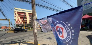 Cruz azul, equipo favorito de comerciantes (Foto: Jorge Huerta E.)