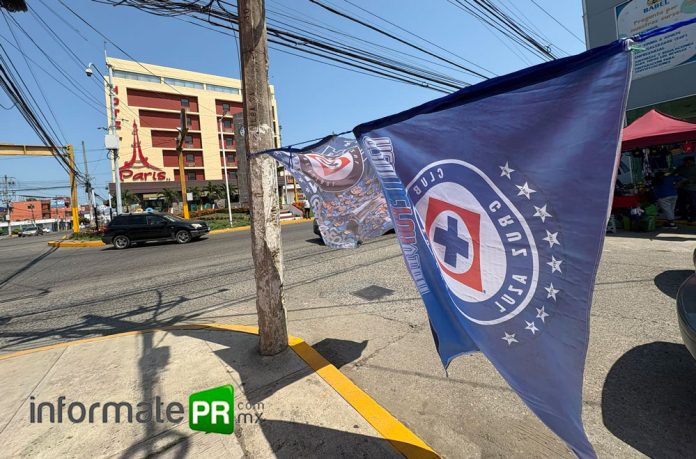 cruz_azul Cruz azul, equipo favorito de comerciantes (Foto: Jorge Huerta E.)