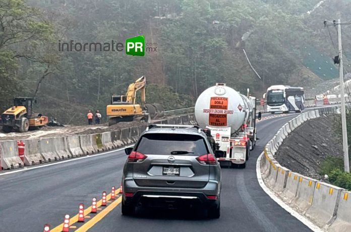Desde su inauguración hace más de 10 años, jamás ha quedado concluida la vía de la CDMX a Tuxpam (Foto: Jorge Huerta E.)