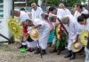 Ceremonia de perdón/permiso por integrantes del Kantiyán en el pozo 2 Poza Rica (Foto reportaje) Totonacos de Poza Rica y Papantla, piden perdón y permiso a la madre tierra por la perforación hecha hace cien años (Foto: Jorge Huerta E.)