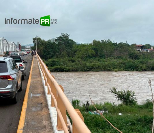 Niveles del río Cazones Río Cazones en su paso por Poza Rica (Foto: Jorge Huerta E.)