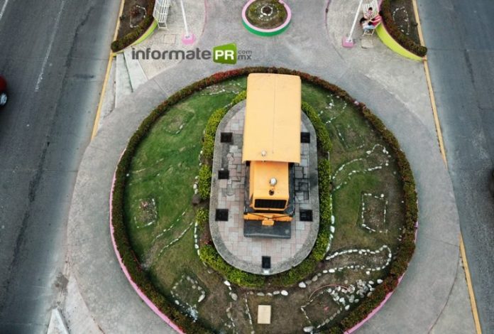 maquinita La maquinita o la burrita, monumento histórico de Poza Rica (Foto: Jorge Huerta E.)